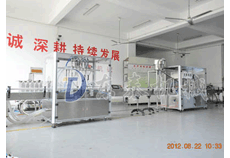 密排定位農(nóng)藥液體灌裝機